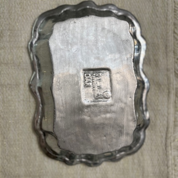 Silver Colored Bowl Tray Scalloped Edges Decor Fruit Rectangle Pretty French EUC - Picture 2 of 4